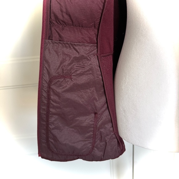 Lululemon Down For It All Vest Size 6 NWOT Cassis - Picture 7 of 12
